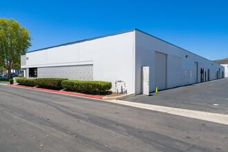 800 Los Vallecitos Blvd, San Marcos, CA for rent Building Photo- Image 1 of 4