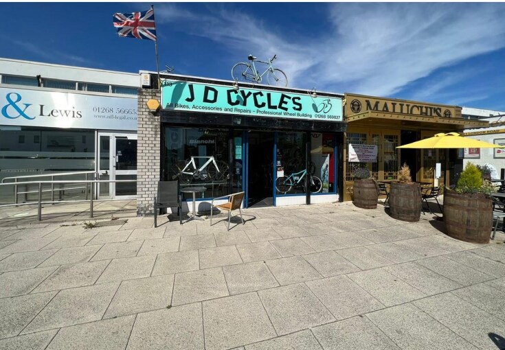 113 London Rd, Benfleet for sale - Primary Photo - Image 1 of 1