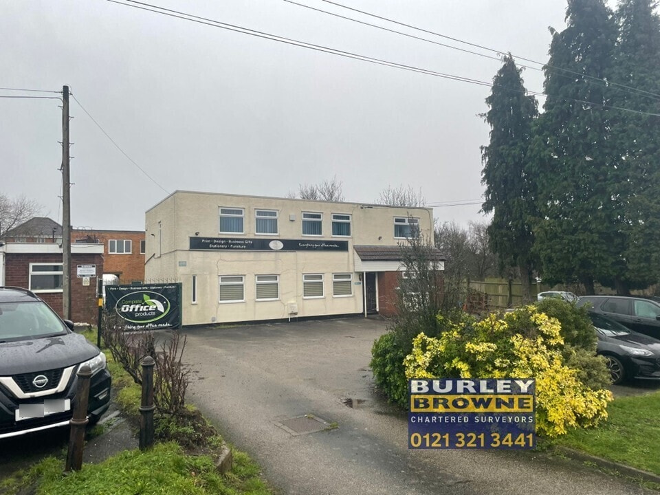 300-304 Aldridge Rd, Streetly to rent Building Photo- Image 1 of 19
