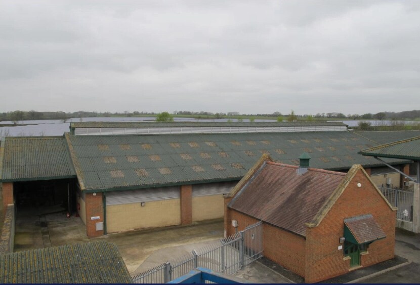 Drayton Manor Dr, Stratford Upon Avon for sale Primary Photo- Image 1 of 1