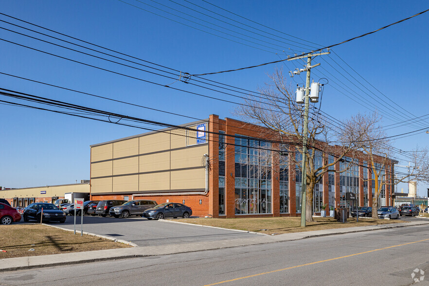 8270-8310 Ch Devonshire, Mt Royal, QC for rent - Building Photo - Image 2 of 9