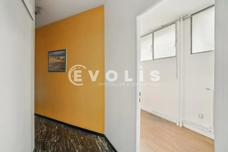 Office in Lyon for sale - Interior Photo - Image 3 of 14