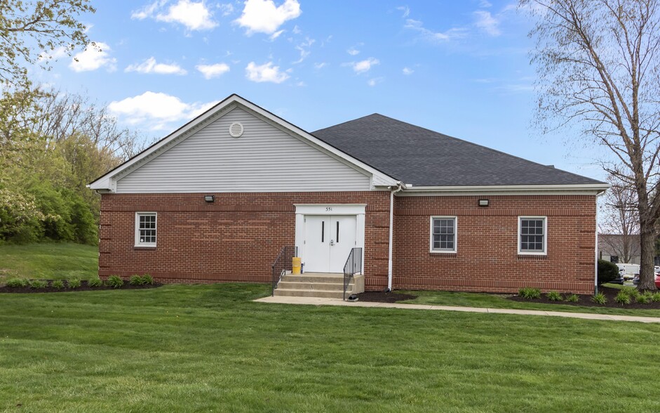 351 Transfer Dr, Indianapolis, IN for rent - Building Photo - Image 1 of 11