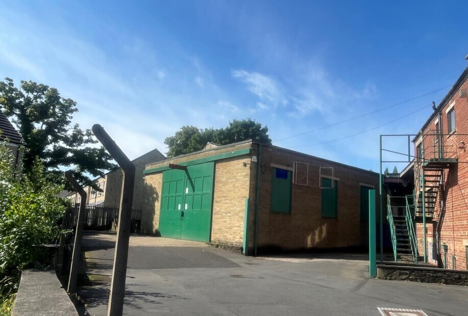 Albion Rd, Bradford for sale Primary Photo- Image 1 of 1