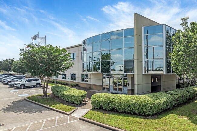More details for 4400 S Sam Houston Pky E, Houston, TX - Office, Light Industrial to Rent