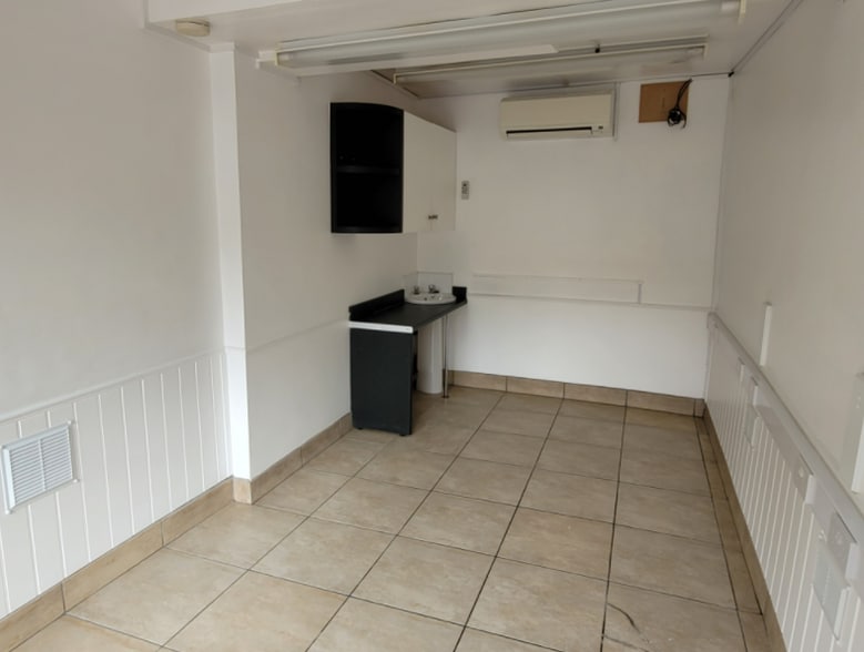 5 West St. Marys Gate, Grimsby to rent - Interior Photo - Image 2 of 3