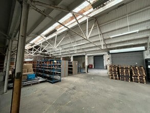 Union Rd, Macclesfield to rent Building Photo- Image 2 of 4