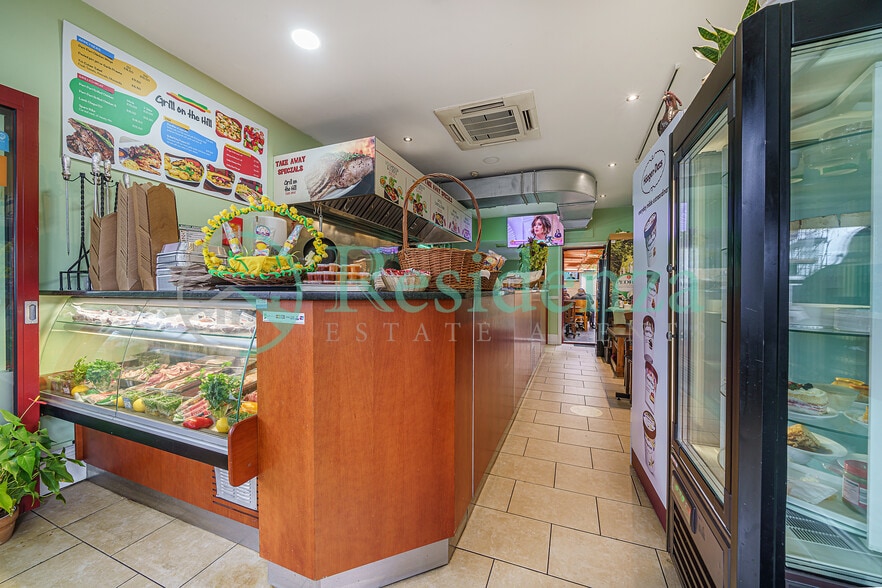 89-89A Lavender Hl, London to rent - Building Photo - Image 3 of 10