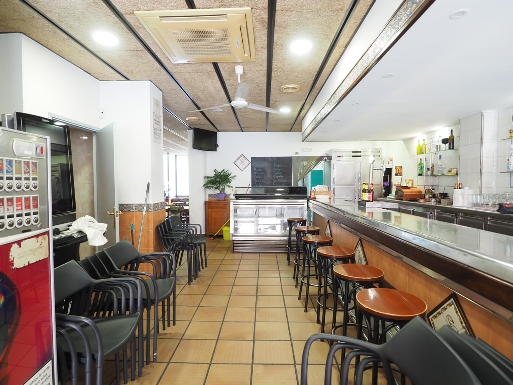 Granollers, BAR 08402 - Unit - -  - Interior Photo - Image 2 of 15