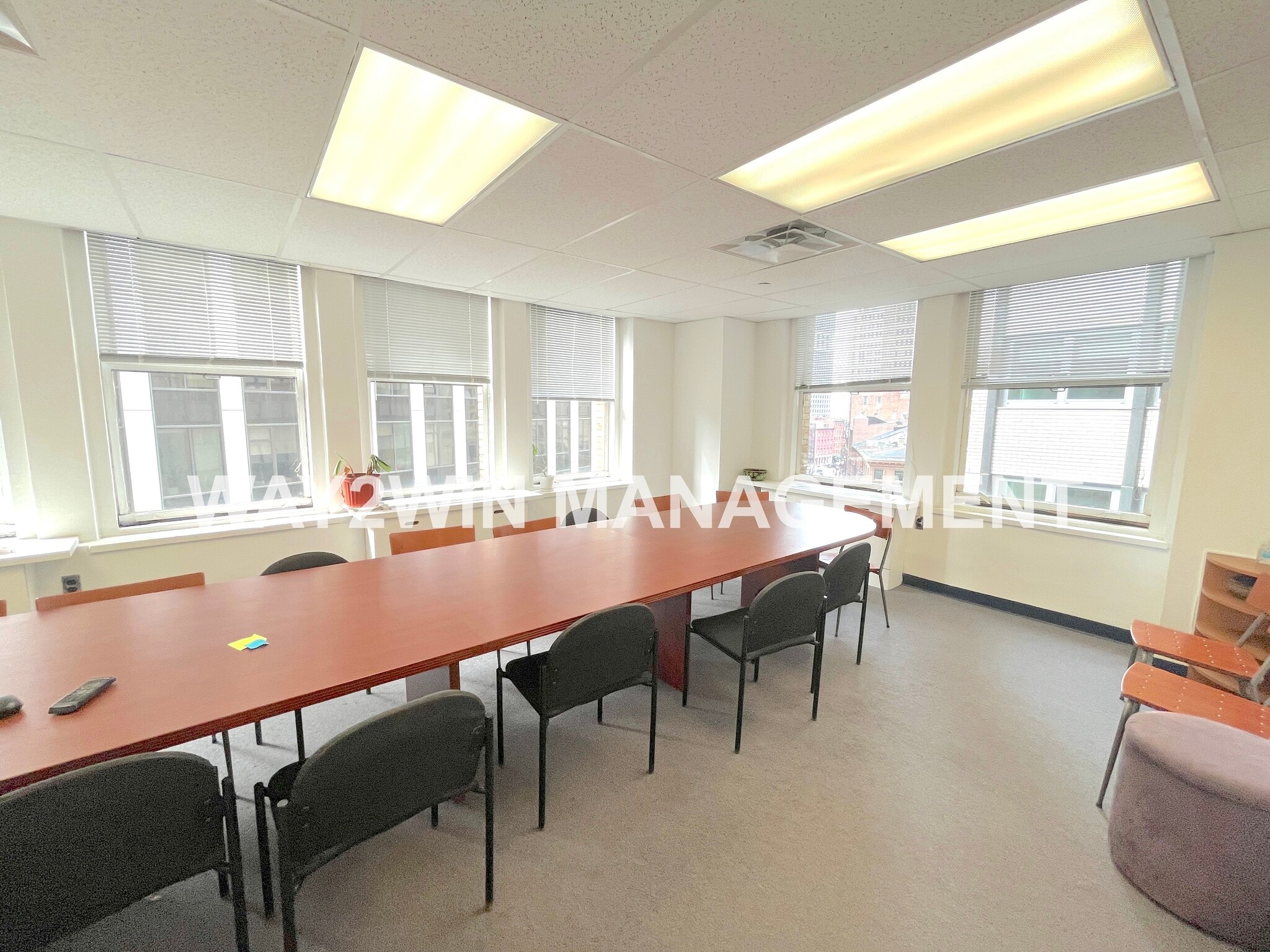 11 Hanover Sq, New York, NY to rent Interior Photo- Image 1 of 6