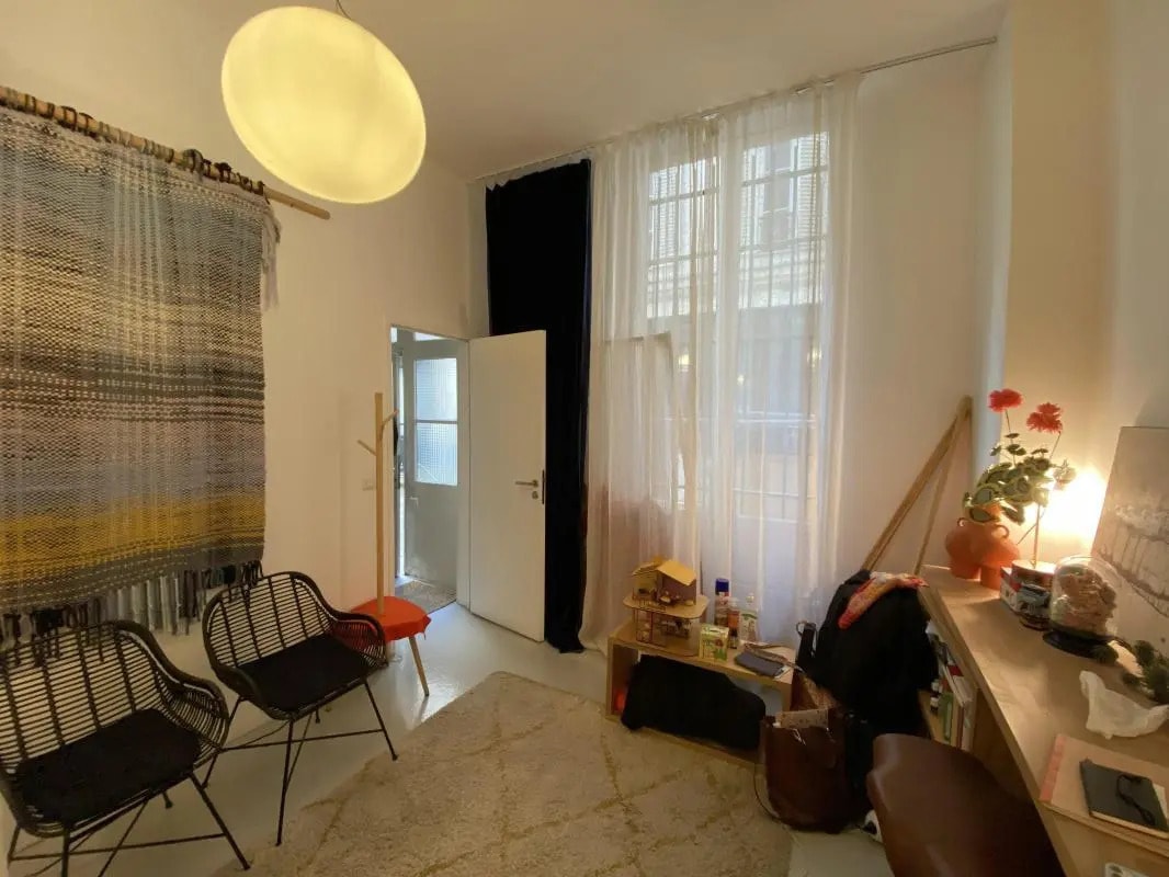 Office in Paris to rent Interior Photo- Image 1 of 7