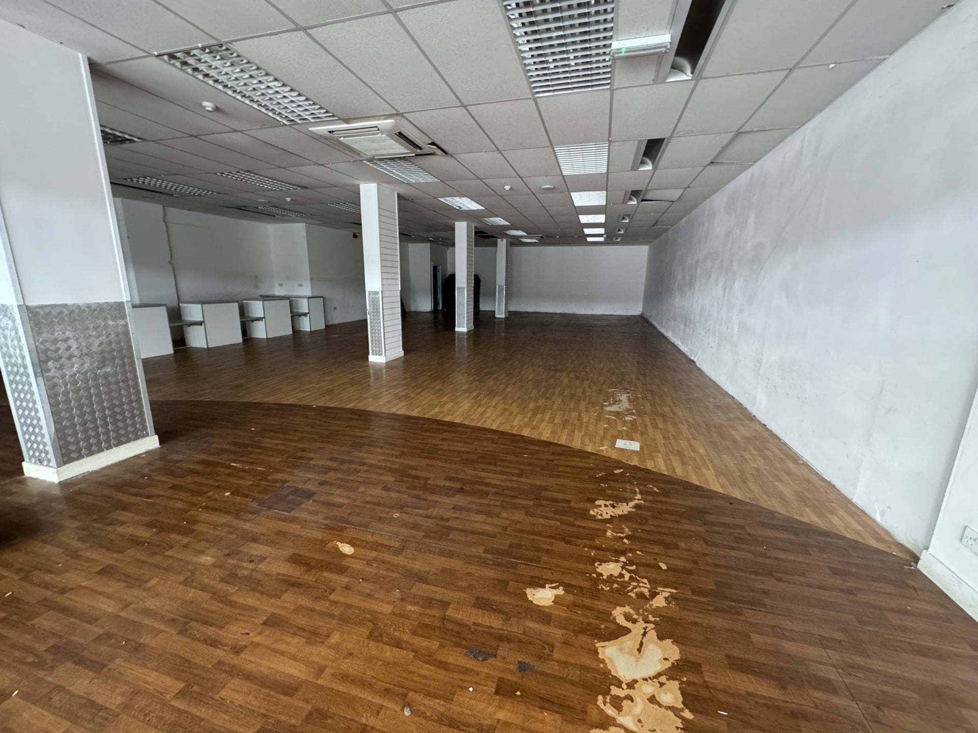 89-91 New St, Huddersfield to rent Interior Photo- Image 1 of 1