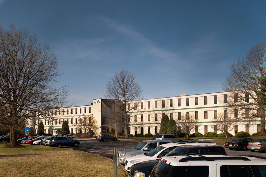 8101 Sandy Spring Rd, Laurel, MD for rent - Building Photo - Image 1 of 12