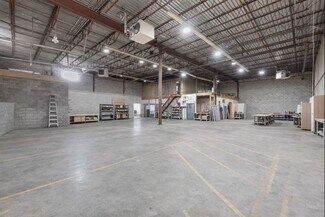 More details for 9170 Boul Maurice-Duplessis, Montréal, QC - Light Industrial to Rent