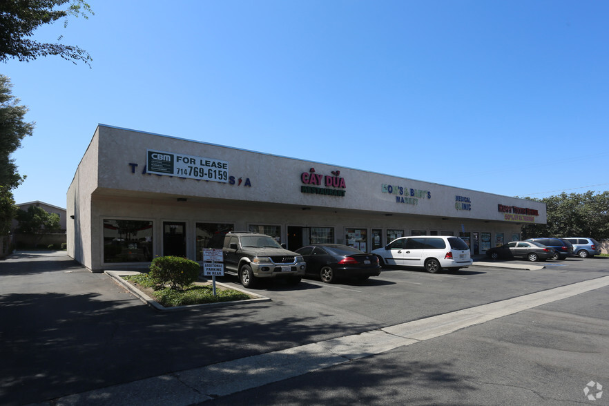 3520-3530 W 1st St, Santa Ana, CA for rent - Building Photo - Image 1 of 3