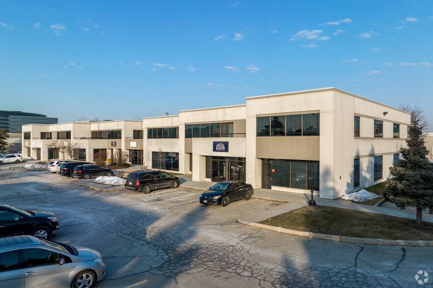 2595 Skymark Ave, Mississauga, ON for rent - Building Photo - Image 1 of 5