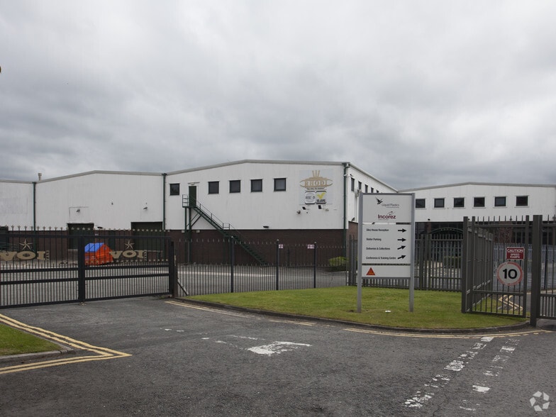 Miller St, Preston to rent - Primary Photo - Image 1 of 3