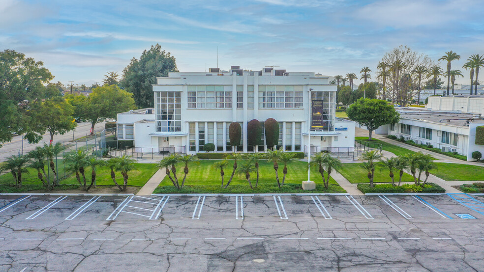 7833 S Vermont Ave, Los Angeles, CA for sale - Building Photo - Image 3 of 11