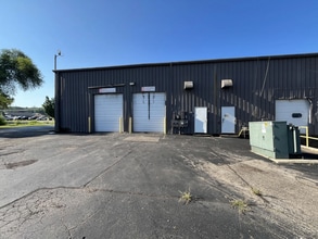 5111-5121 E ML Ave, Kalamazoo, MI to rent Interior Photo- Image 1 of 2