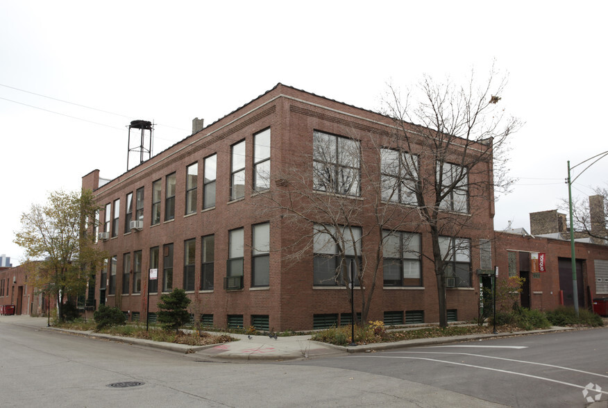 1517 W Carroll Ave, Chicago, IL for rent - Building Photo - Image 3 of 14