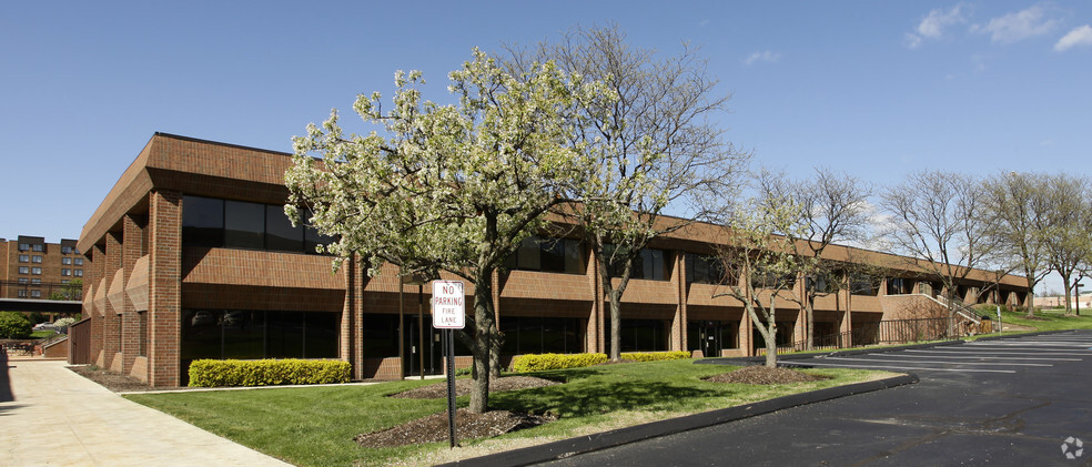 3733 Park East Dr, Beachwood, OH for sale - Primary Photo - Image 1 of 1