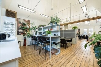 60 Weston St, London to rent Interior Photo- Image 1 of 6