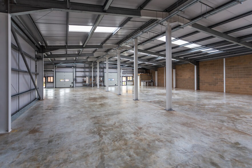 3-4 Maybank Rd, London to rent - Building Photo - Image 2 of 6