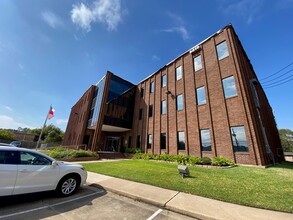 9610 Long Point Rd, Houston, TX for rent Building Photo- Image 1 of 4