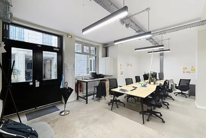 Build-to-Rent in Paris for sale Building Photo- Image 1 of 5