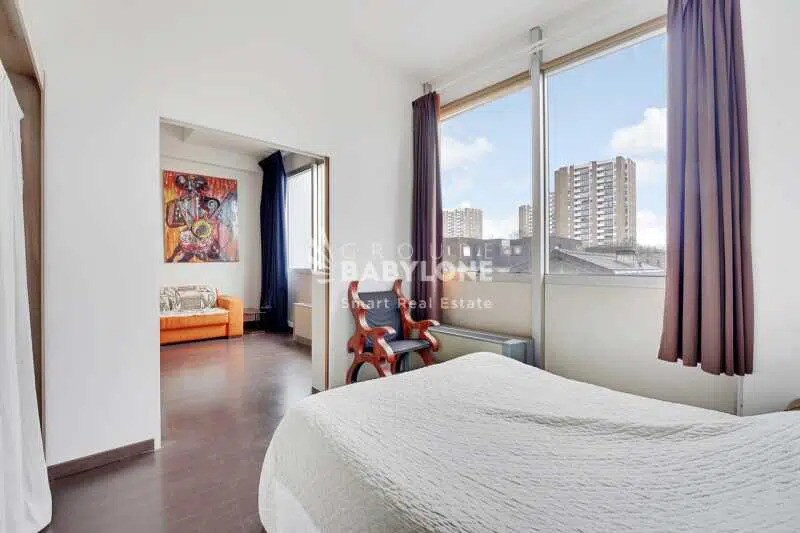 Light Industrial in Les Lilas for sale - Interior Photo - Image 2 of 2