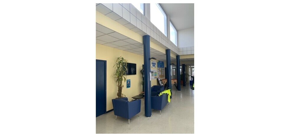 Industrial in Tremblay-en-France to rent - Lobby - Image 3 of 5