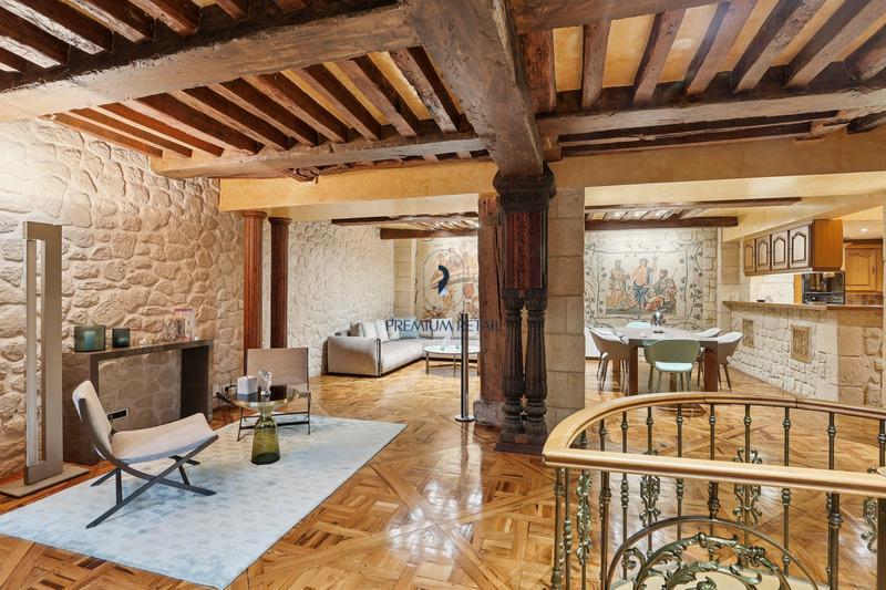 Build-to-Rent in Paris for sale Interior Photo- Image 1 of 14