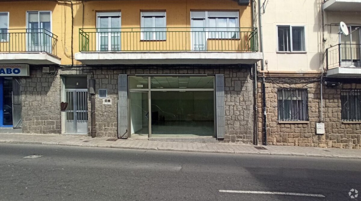 Retail in Ávila, Ávila to rent Interior Photo- Image 1 of 2
