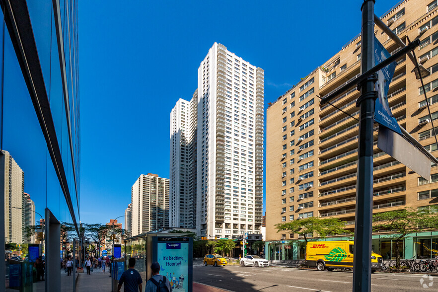 1100 Second Ave, New York, NY for rent - Primary Photo - Image 1 of 14