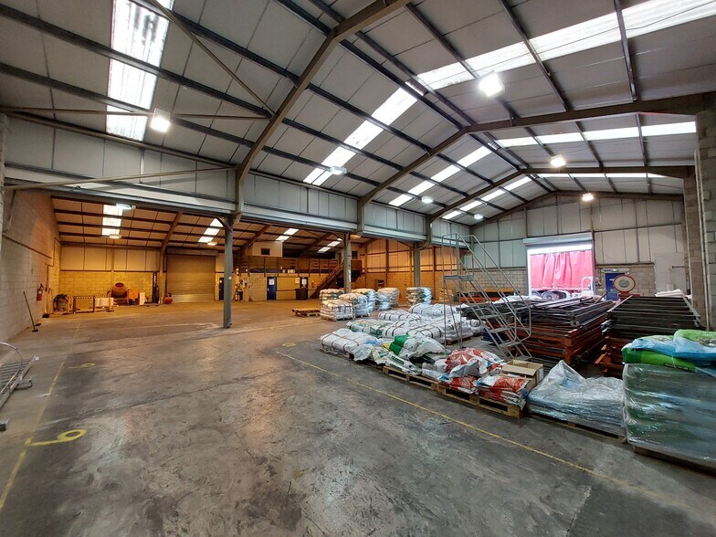 Station Pl, Forfar to rent - Building Photo - Image 2 of 4