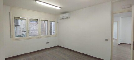 Office in Manresa, Barcelona to rent Interior Photo- Image 2 of 8