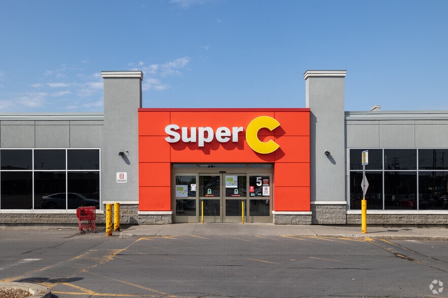 6000 Blvd Henri-Bourassa E, Montréal H1G 2T6 - Place Bourassa Mall  LoopNet.co.uk