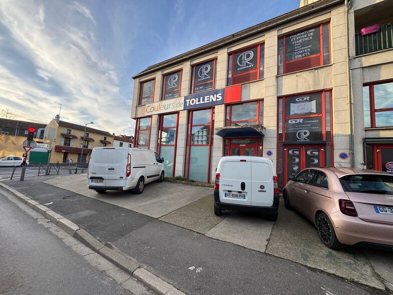 Office in Houilles to rent - Building Photo - Image 1 of 1