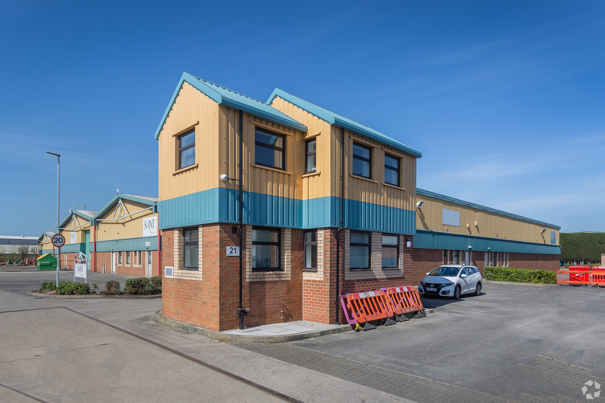 Road One, Winsford to rent Building Photo- Image 1 of 11
