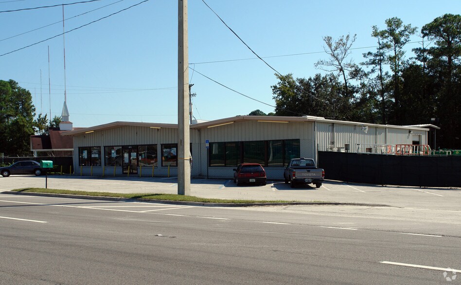 7102 Normandy Blvd, Jacksonville 32205 UK