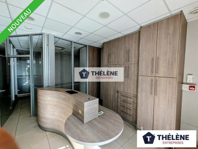 Location Commerce 96 m²