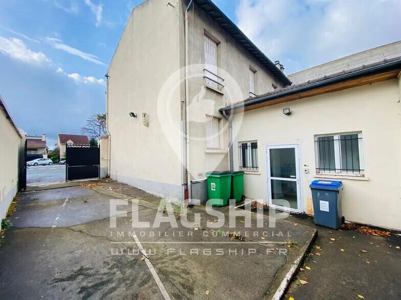 Light Industrial in Les Pavillons-sous-Bois to rent - Building Photo - Image 2 of 10