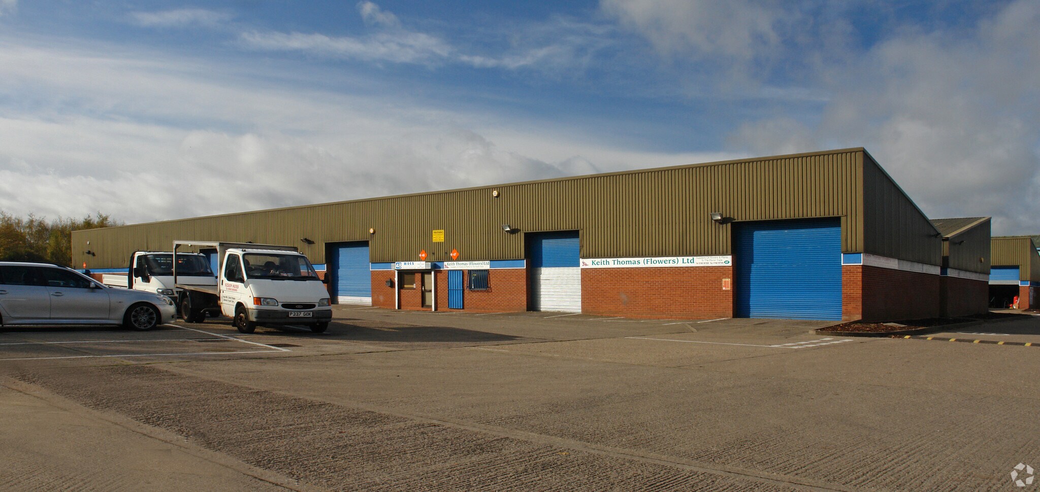 Bridgnorth Rd, Wombourne to rent Primary Photo- Image 1 of 3