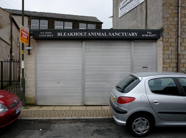 More details for 3 Cross St, Accrington - Retail to Rent