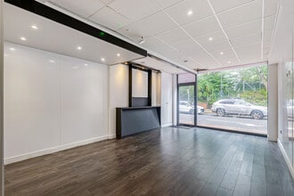 18 Coombe Ln, London to rent Interior Photo- Image 2 of 5