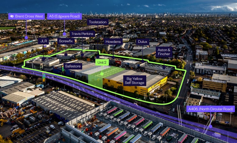 1000 North Circular Rd, London to rent Primary Photo- Image 1 of 8