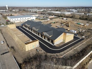 More details for 430 Old Crystal Bay Rd N, Long Lake, MN - Specialist for Sale