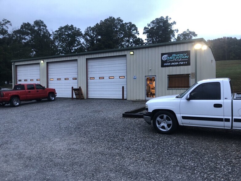 6431 Rutledge Pike, Knoxville 37924 UK