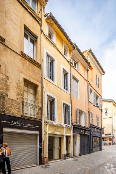 Build-to-Rent in Aix-en-Provence for sale - Building Photo - Image 1 of 13