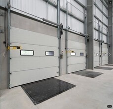 Island Rd, Reading to rent Interior Photo- Image 2 of 3